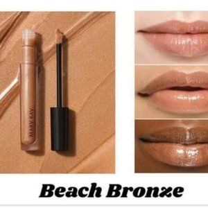 Mary Kay Unlimited Lip Gloss in Beach Bronze.
